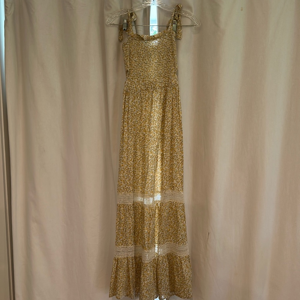 Sincerely Jules Maxi with cut outs